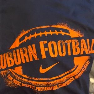 Men’s 2x Nike Shirt nwot